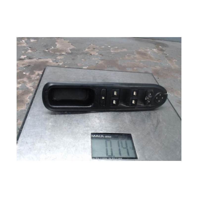 Interrupteur de leve vitre avant gauche PEUGEOT 407