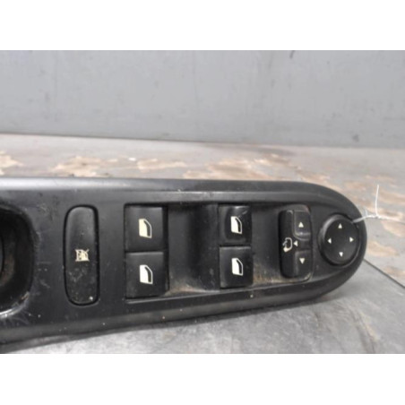 Interrupteur de leve vitre avant gauche PEUGEOT 407