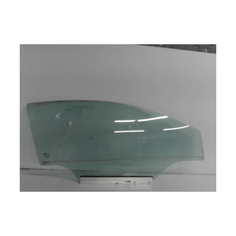 Vitre avant droit OPEL ASTRA H