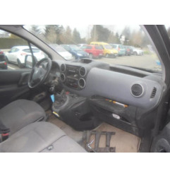 Vitre avant gauche PEUGEOT PARTNER 2 Photo n°5