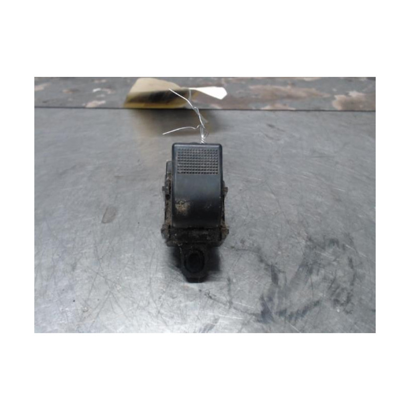 Interrupteur de leve vitre avant droit FORD RANGER 3
