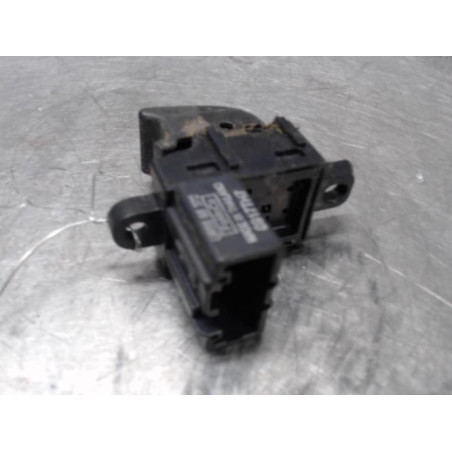 Interrupteur de leve vitre avant droit FORD RANGER 3
