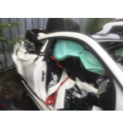 Serrure avant droit MERCEDES CLASSE C 205 Photo n°8