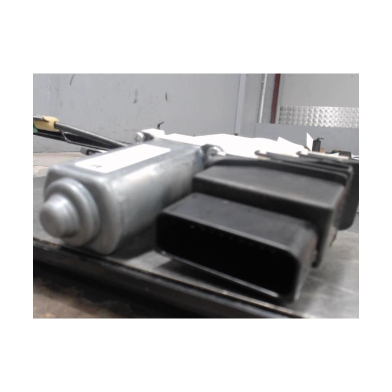 Moteur leve vitre arriere droit SEAT LEON 2