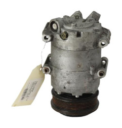 Compresseur clim FORD FIESTA 6 Photo n°3