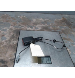 Attache ceinture avant droit DACIA SANDERO 2