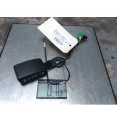 Attache ceinture avant gauche DACIA SANDERO 2