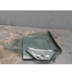 Vitre arriere gauche AUDI A4 2 Photo n°1