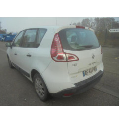 Feu arriere principal gauche (feux) RENAULT SCENIC 3 Photo n°6