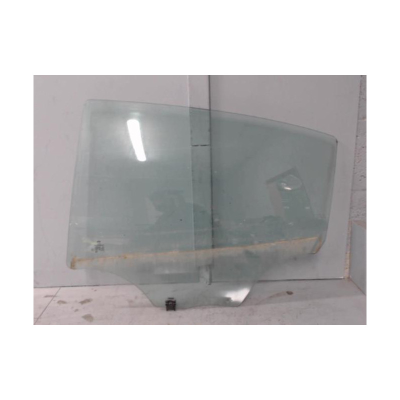 Vitre arriere gauche PEUGEOT 208 1