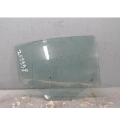 Vitre arriere droit PEUGEOT 208 1 Photo n°1