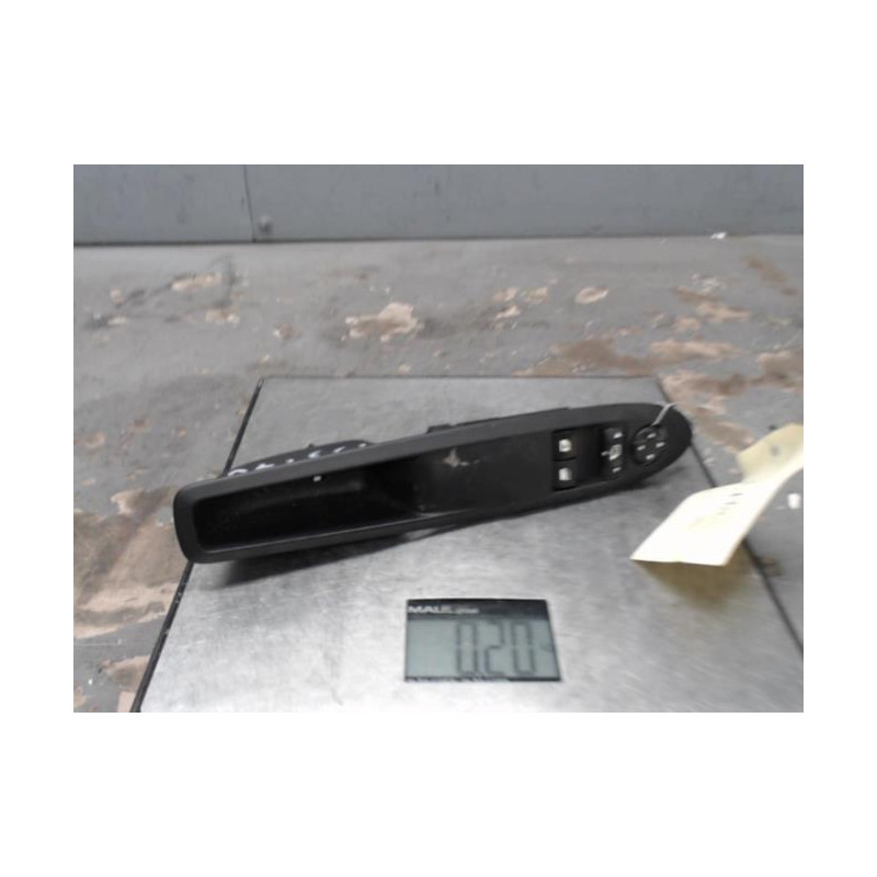 Interrupteur de leve vitre avant gauche DS DS3