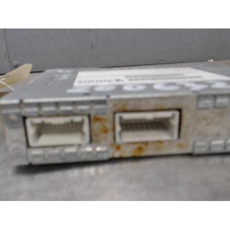 Boitier eau NISSAN 350 Z Photo n°1