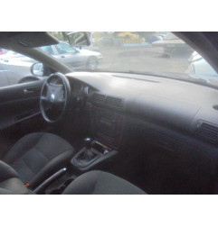 Aile avant droit VOLKSWAGEN PASSAT 4 Photo n°6