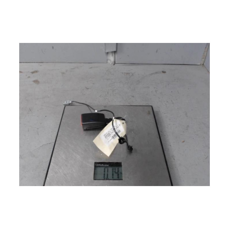 Attache ceinture avant droit DACIA SANDERO 2