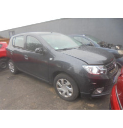 Attache ceinture avant gauche DACIA SANDERO 2