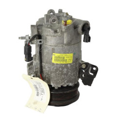 Compresseur clim FORD FIESTA 6 Photo n°1