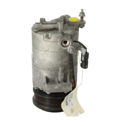 Compresseur clim FORD FIESTA 6 Photo n°4