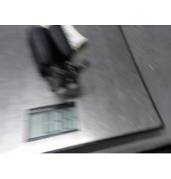 Attache ceinture arriere droit FORD FIESTA 6 Photo n°3