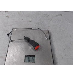 Attache ceinture avant droit DACIA SANDERO 2 Photo n°1