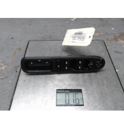 Interrupteur de leve vitre avant gauche PEUGEOT 407