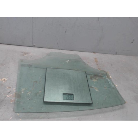 Vitre arriere gauche PEUGEOT 208 1