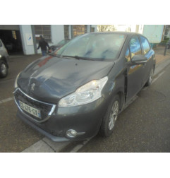 Vitre arriere gauche PEUGEOT 208 1 Photo n°3