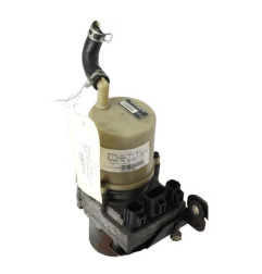 Pompe de direction MAZDA 3 1 Photo n°4