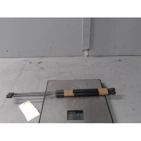 Verin de coffre FORD FIESTA 6 Photo n°1