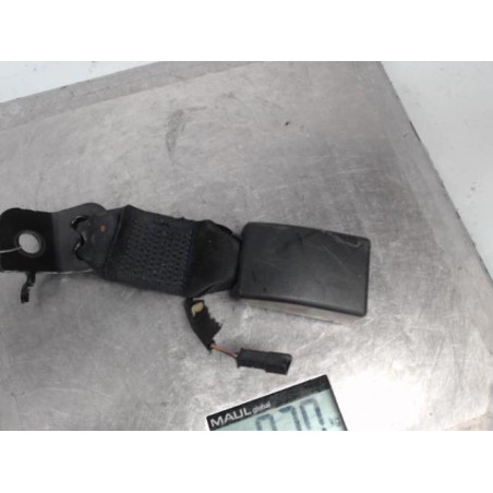 Attache ceinture arriere gauche BMW SERIE 1 F21