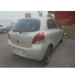 Traverse superieure TOYOTA YARIS 2 Photo n°7