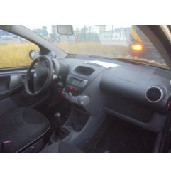 Renfort pare choc arriere (traverse) PEUGEOT 107 Photo n°7