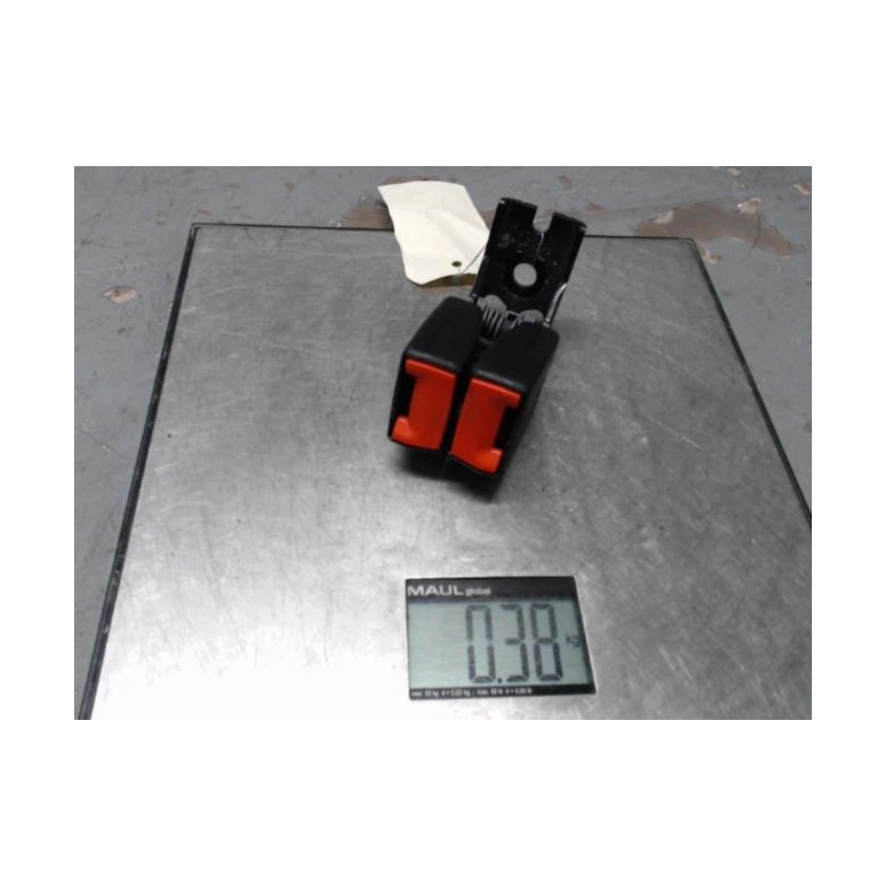 Attache ceinture arriere droit FORD FIESTA 6