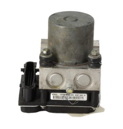 Bloc ABS (freins anti-blocage) HYUNDAI SANTA FE 2 Photo n°1