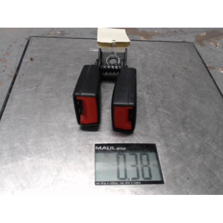 Attache ceinture arriere gauche OPEL ASTRA J