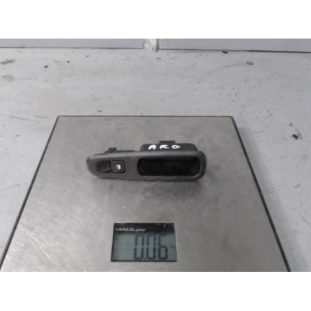 Interrupteur de leve vitre arriere droit PEUGEOT 3008 1