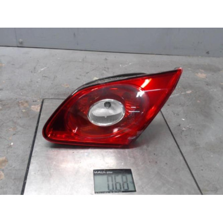 Feu arriere secondaire droit (feux) VOLKSWAGEN PASSAT 5 Photo n°1