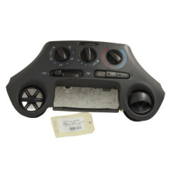 Commande chauffage TOYOTA YARIS 1 Photo n°3