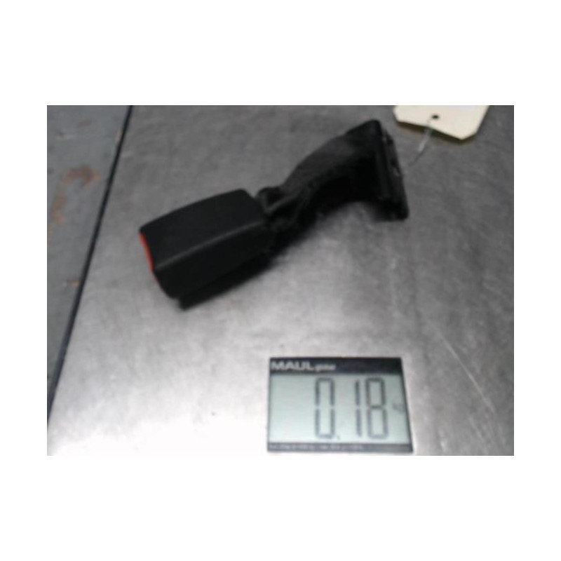 Attache ceinture arriere droit FIAT 500 2