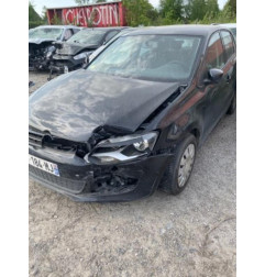 Attache ceinture arriere gauche VOLKSWAGEN POLO 5 Photo n°4