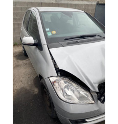 Vitre avant gauche MERCEDES CLASSE A 169 Photo n°3