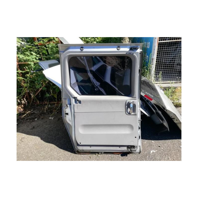 Porte laterale gauche KIA CARNIVAL 1