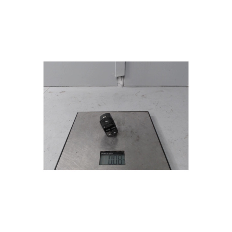 Interrupteur de leve vitre avant gauche OPEL CORSA E