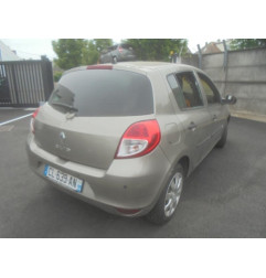 Capot RENAULT CLIO 3 Photo n°4