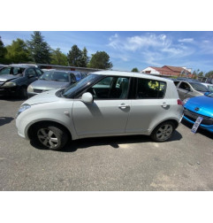Feu arriere principal gauche (feux) SUZUKI SWIFT 3 Photo n°5