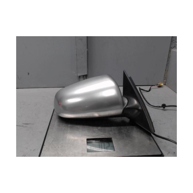 Retroviseur droit AUDI A4 2