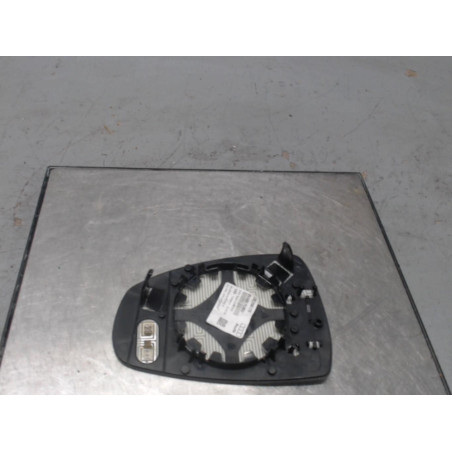 Glace retroviseur droit AUDI A1 1