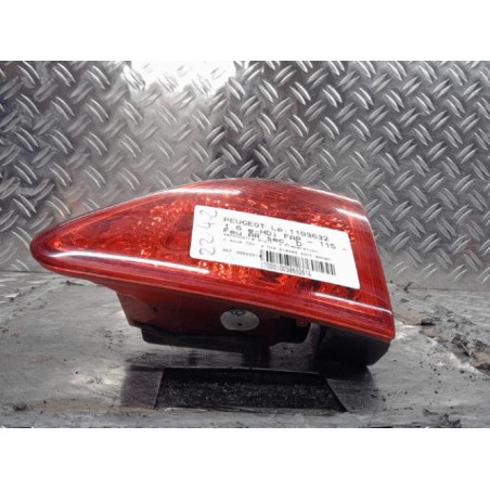 Feu arriere secondaire droit (feux) PEUGEOT 3008 1 Photo n°1