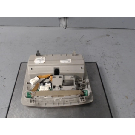 Eclairage de plafonnier INFINITI Q50 Photo n°1