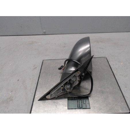 Retroviseur droit VOLKSWAGEN PASSAT 4